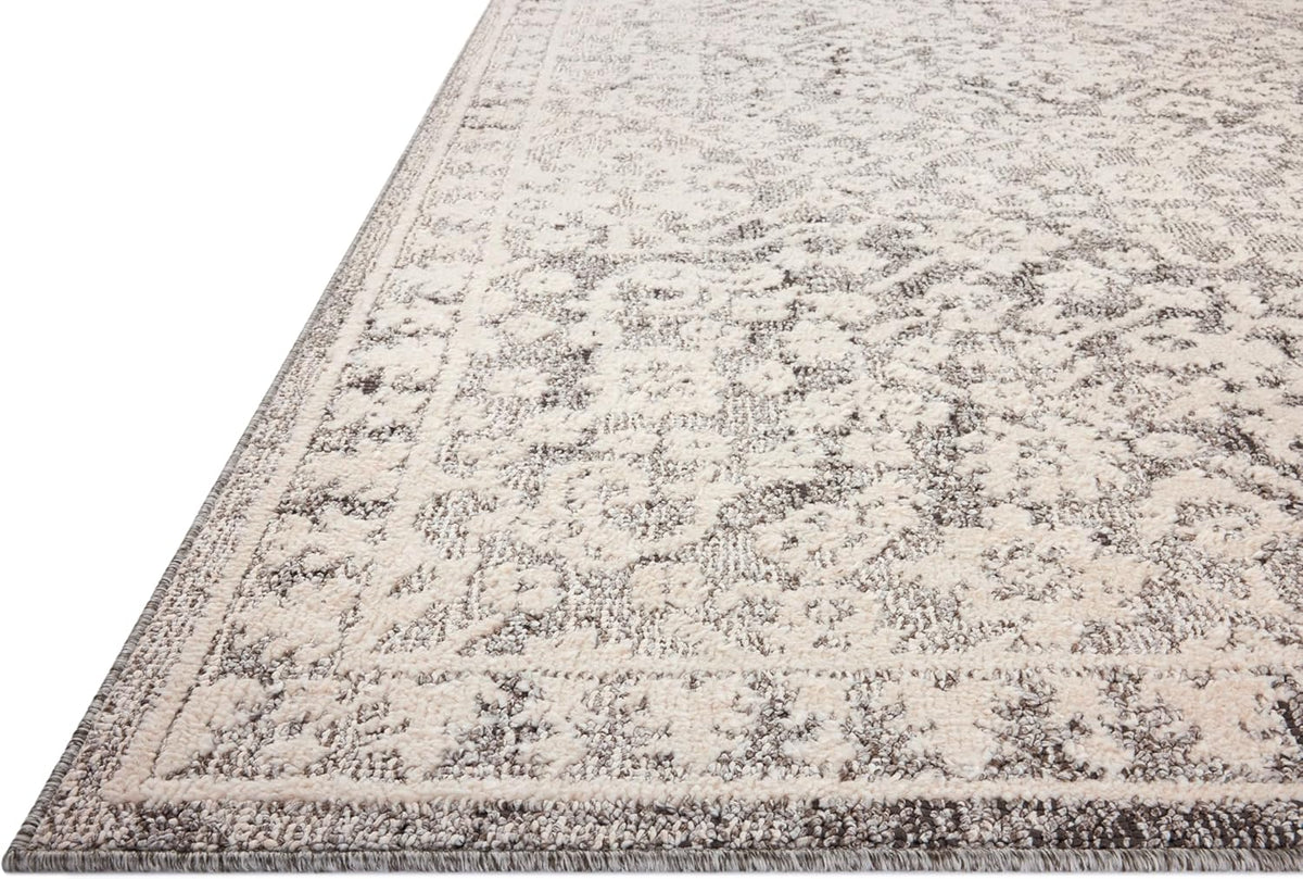 Grey/Ivory 5'-3" x 7'-6" Area Rug C70030