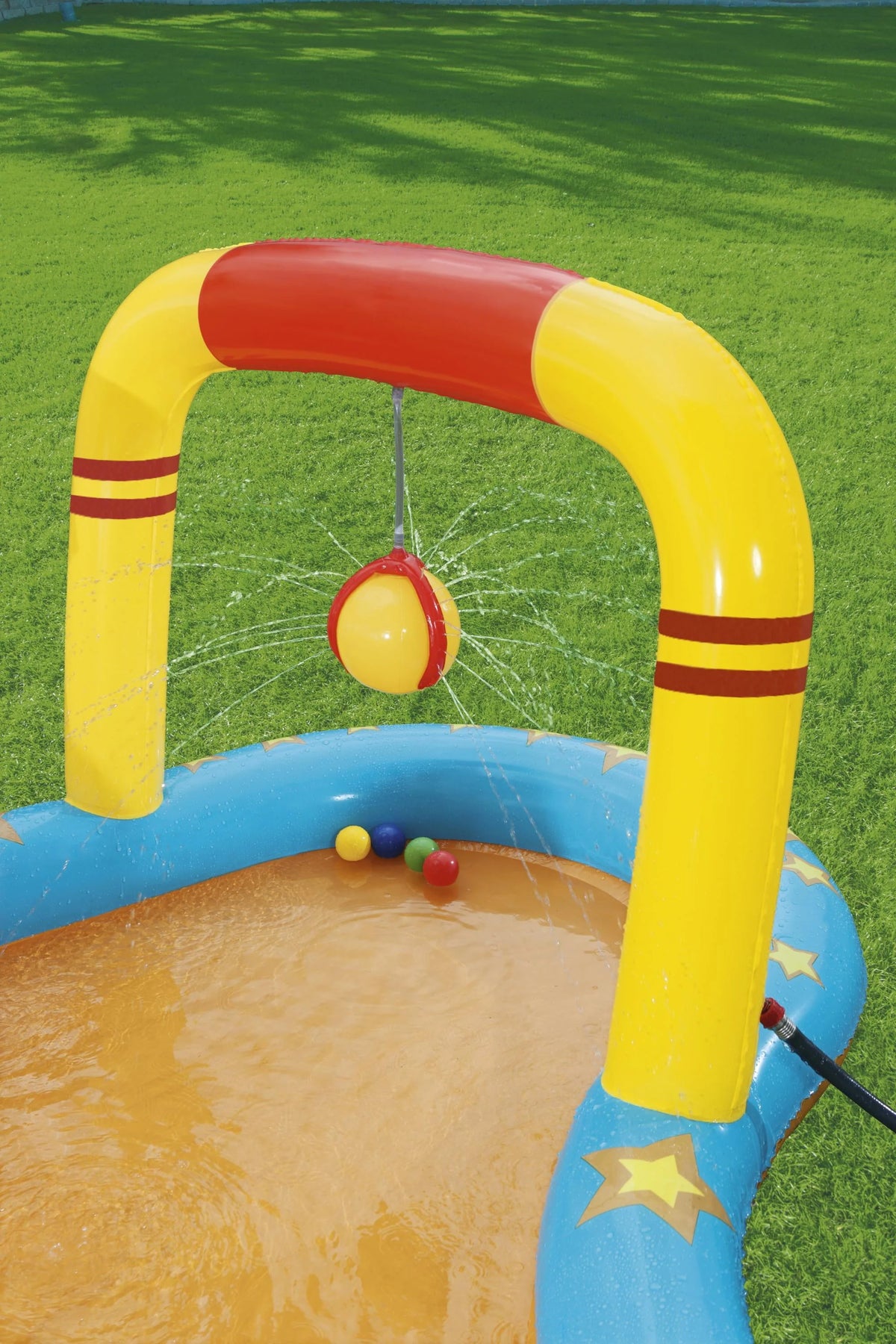 Multicolor Outdoor Play Pool Center T583552