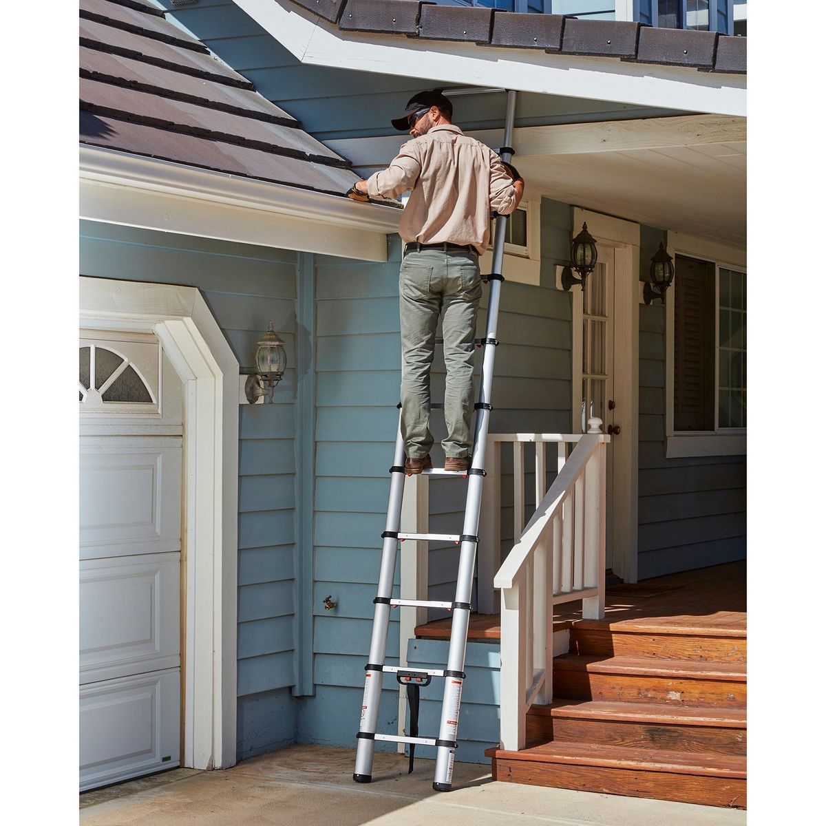 14 ft. 250 lb. Portable Telescoping Ladder T230