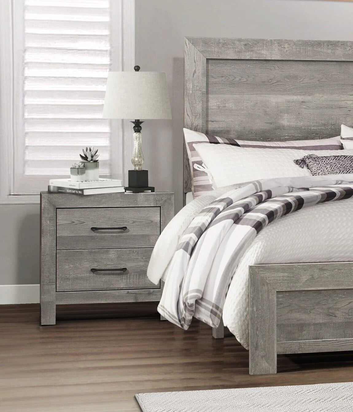 5pc Queen Size Bedroom Set with Dresser Nightstand Mirror Chest S646