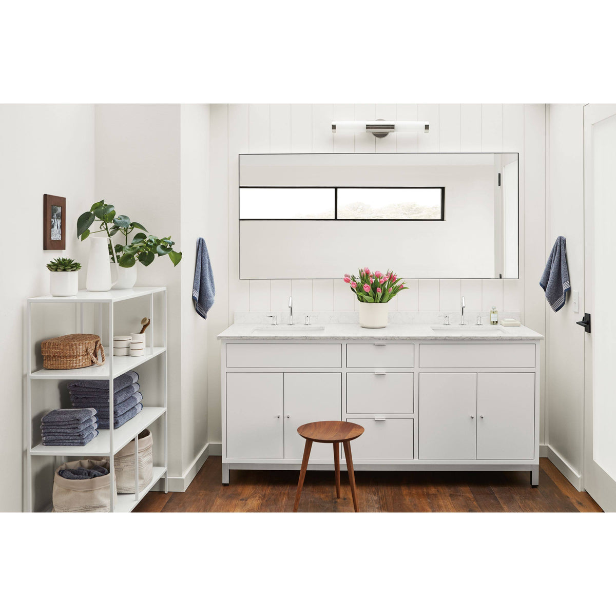 Scarlet Bookcase L1508